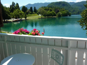 B&B Pletna a Double Lake-View Room Bled